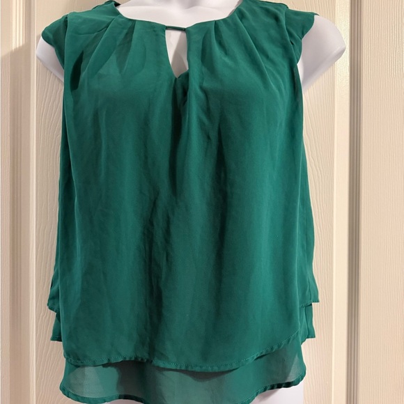 Monteau women’s green top in large.🍀 - Picture 2 of 6